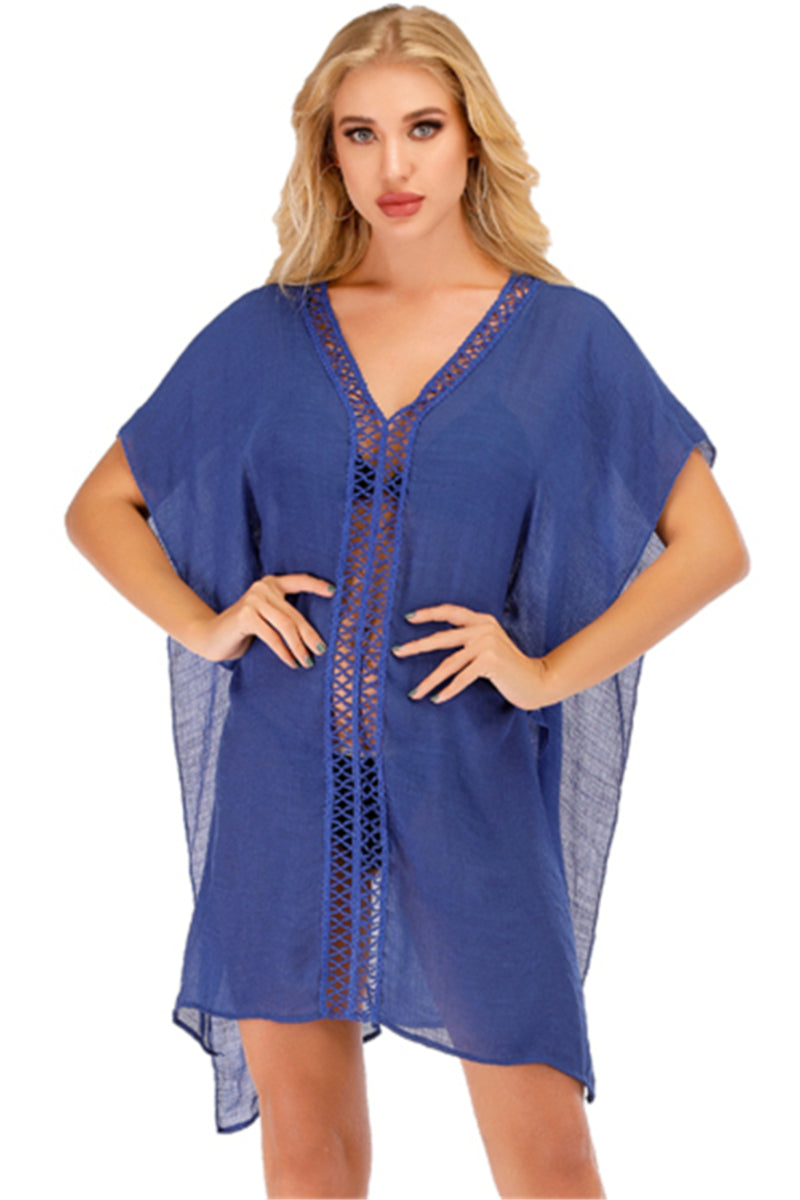 Hollow Beach Cover-up in White, Black and Blue