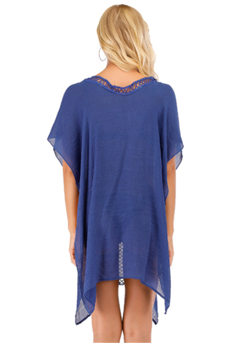 Hollow Beach Cover-up in White, Black and Blue